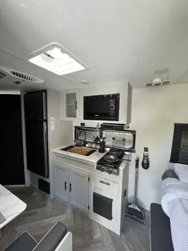 Lost Pines RV Rental photo 2