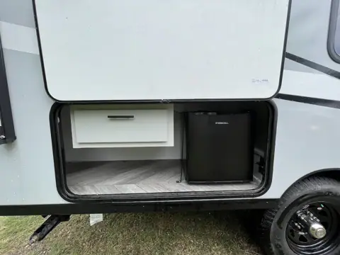 Lost Pines RV Rental photo 3