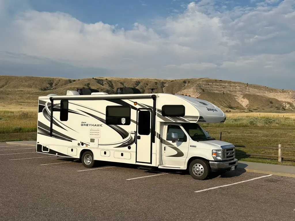 Westland Campers, RV rental in Pomona