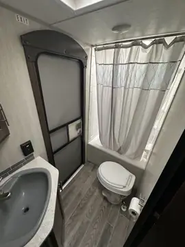 Twenty2 Avenue Rv Rentals photo 2