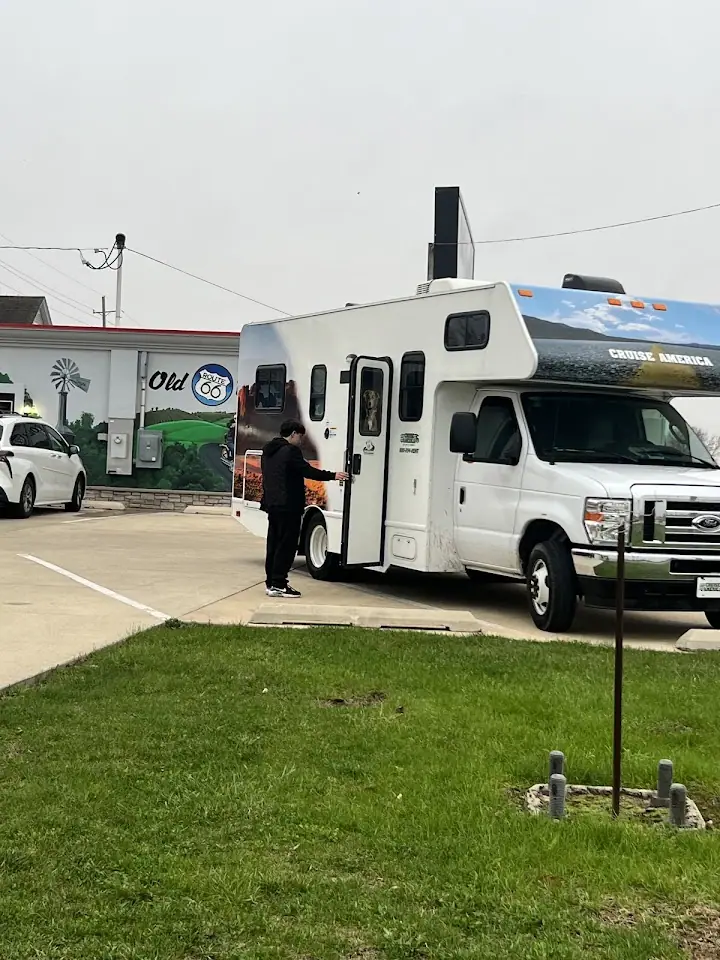 Cruise America RV Rental and Sales, RV rental in Dundee Township