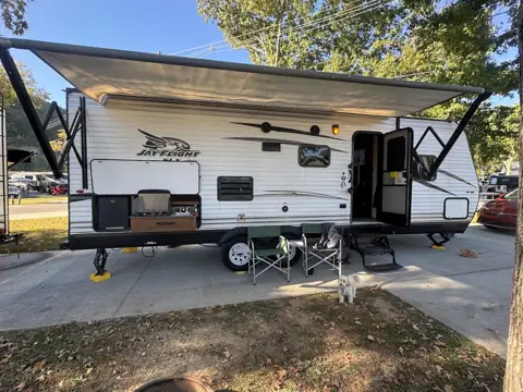 Kellum Creek Campers, LLC (Rentals) photo 3