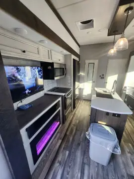 Lee's RV Trailer Rentals in Columbus, OH
