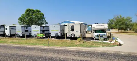 Campers4Rent | Dallas RV Rental photo 3