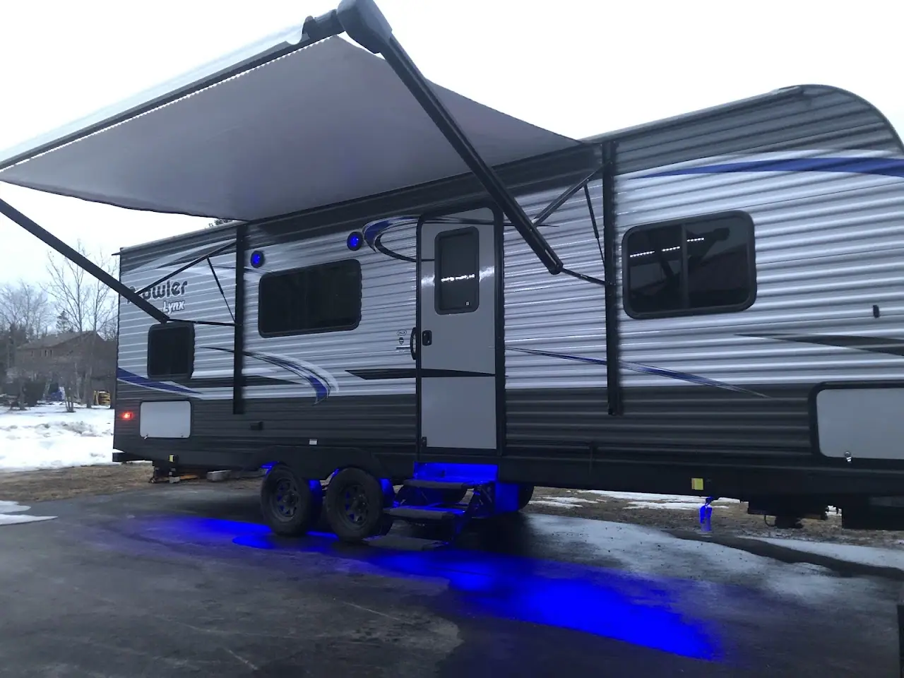 Maine Campah & Pontoon Boat Rentals (RV Camper Rentals), RV rental in Brewer