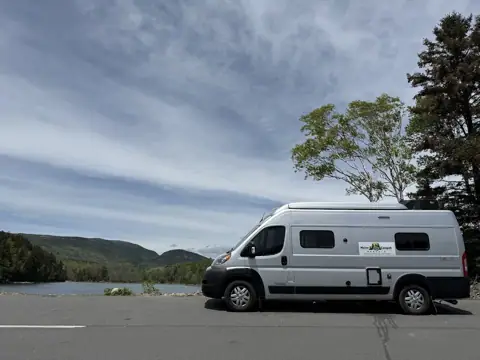 Maine Campah & Pontoon Boat Rentals (RV Camper Rentals) photo 3