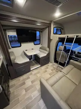 Open Route RV Rentals photo 2