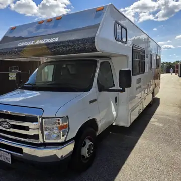 Cruise America RV Rental in McDonough, GA