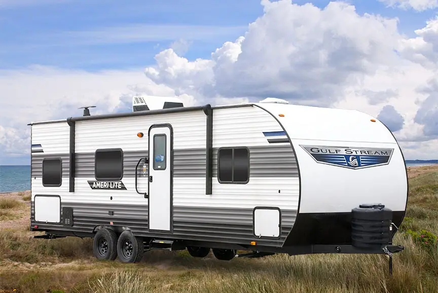 Roam Wrench RV, RV rental in Springfield