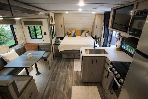 Adventure Life RV in Wadsworth, OH