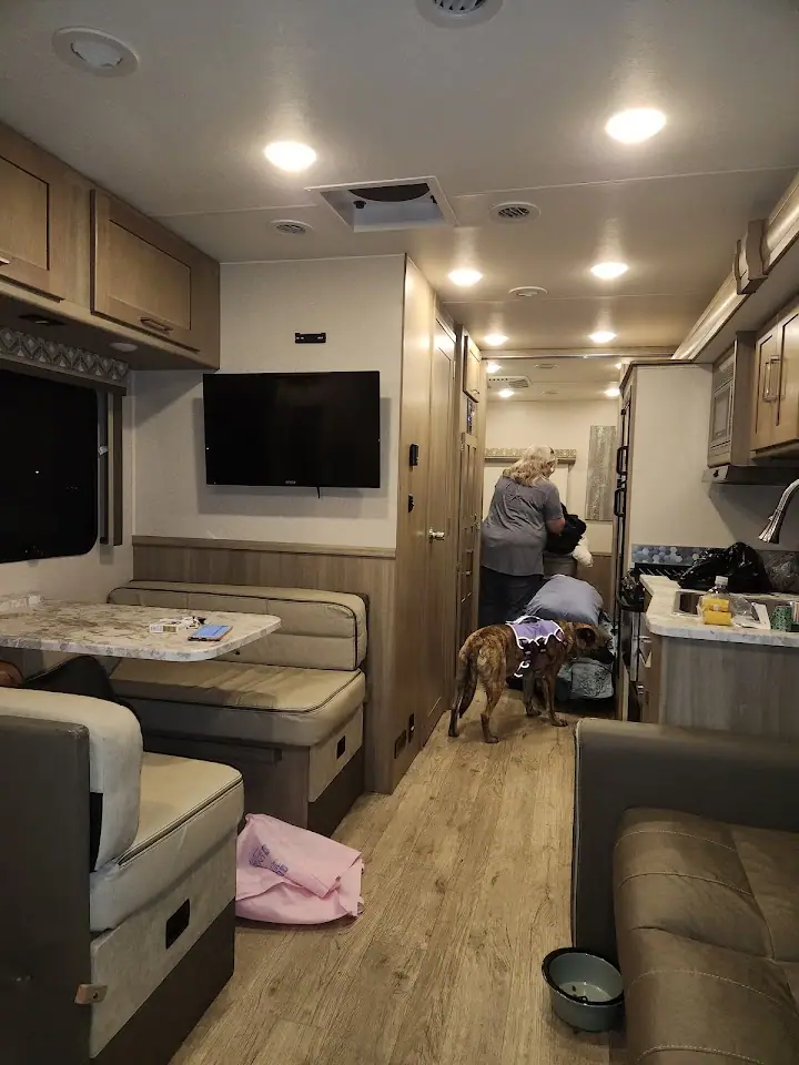 Life by the Horns Camper Rentals, RV rental in Benson