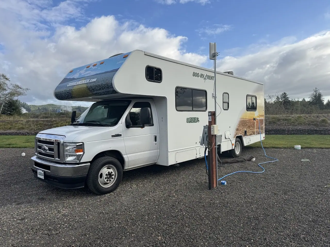 Cruise America RV Rental and Sales, RV rental in Everett