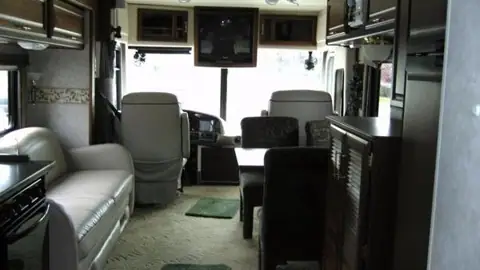 Rent RV LLC in Portland, OR
