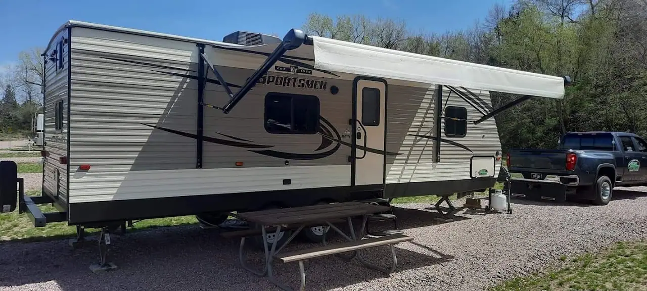 EZ RV Rentals LLC, RV rental in Granville