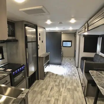 Hot Springs Camper Rentals photo 2