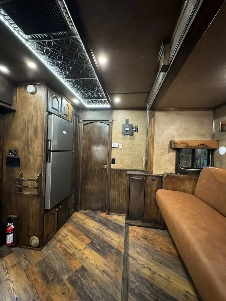 Blue Sky Campers & Horse trailers, RV rental in Picayune