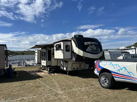 Manchester RV Rentals LLC in Manchester, NH