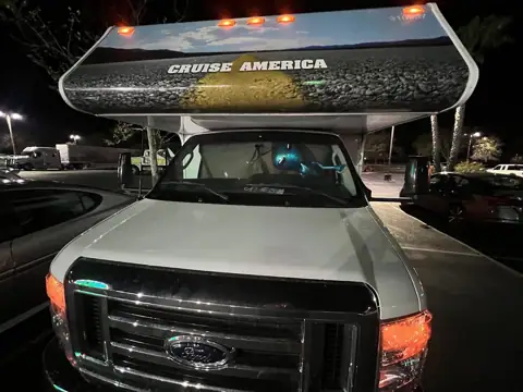 Cruise America RV Rental photo 2