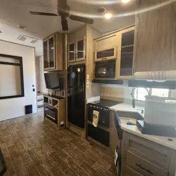 FF Camper Rental in Wellington, OH