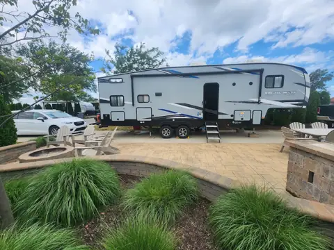 FF Camper Rental photo 2