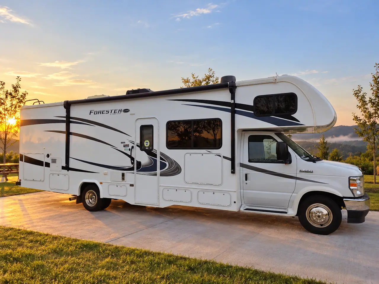 White Oak Camper Rentals, RV rental in Newnan