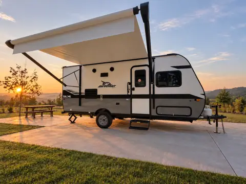 White Oak Camper Rentals photo 2