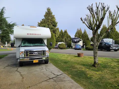 Adventure Bound Easy RV Rentals in Sutherlin, OR