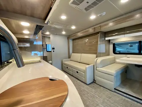 Rusty's RV Rentals photo 3