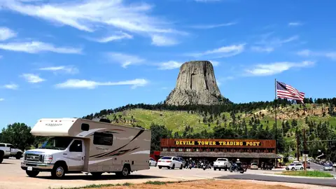 RV Pirates Rentals in Sun Valley, CA