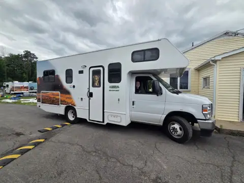 Cruise America RV Rental photo 2