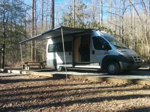 828 CamperVan Rental photo 3