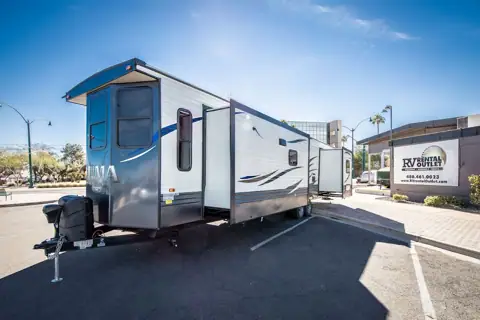 RV Rental Housing photo 3