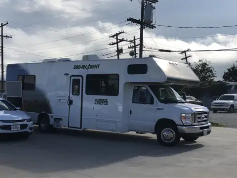Cruise America RV Rental photo 2