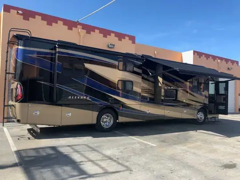 Americas Best Rv Rentals and Consignments photo 3