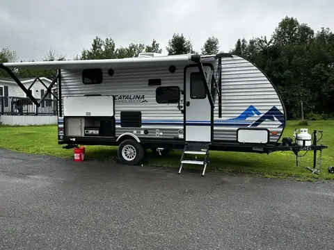 Campanion RV Rentals in Hogansburg, NY