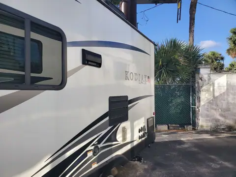 Fort Lauderdale RV Inc photo 3