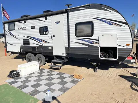 Camp 'n Style photo 3
