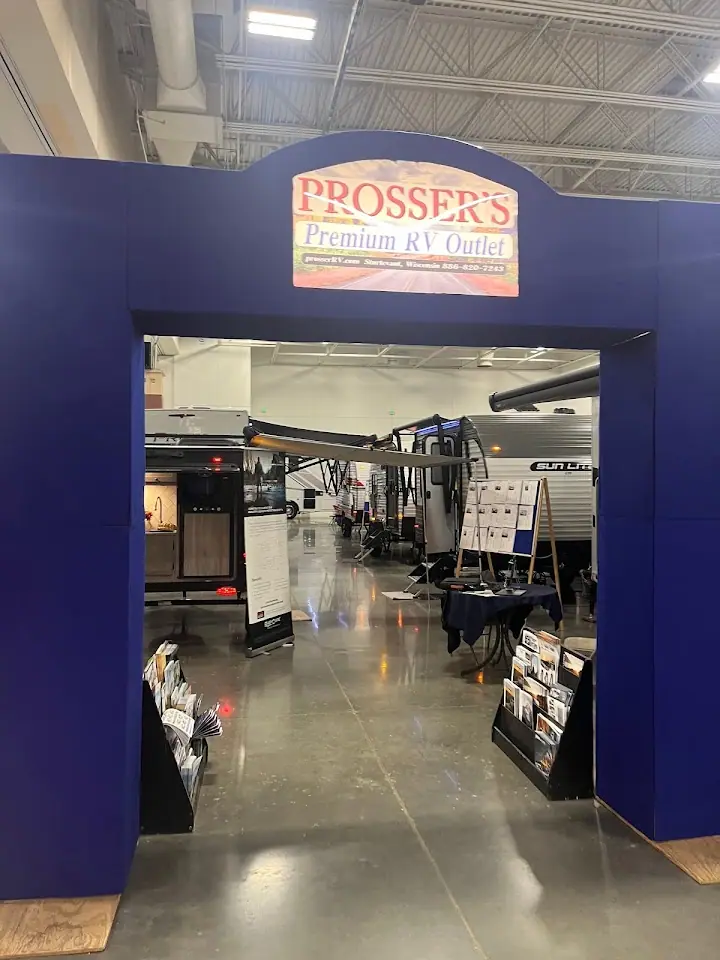 Prosser's Premium RV Outlet, RV rental in Sturtevant