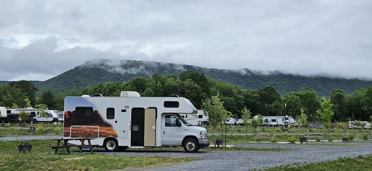 Cruise America RV Rental, RV rental in Cedar Springs