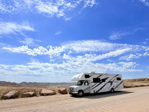 RV Life Is Good - Rentals Service & Repairs in Dayton, OH