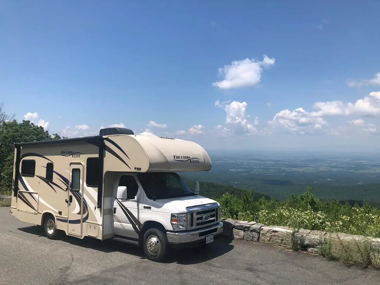 Route66 RV Rental, RV rental in Hoffman Estates