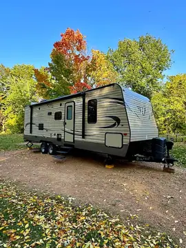 Northland Camper Rental photo 2