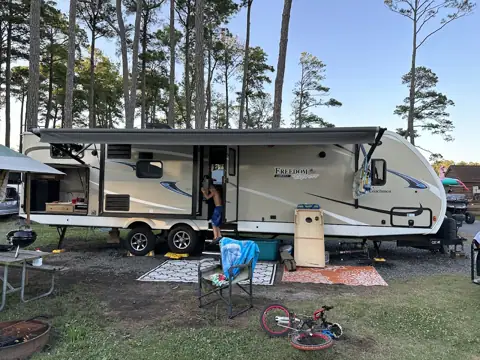 Coast 2 Coast RV Rental photo 2