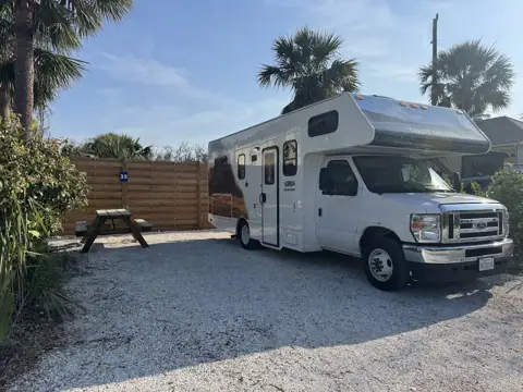 Cruise America RV Rental in Princeton, FL