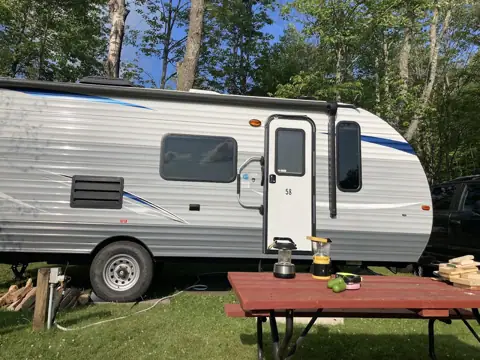 R and R Camper Rentals photo 2